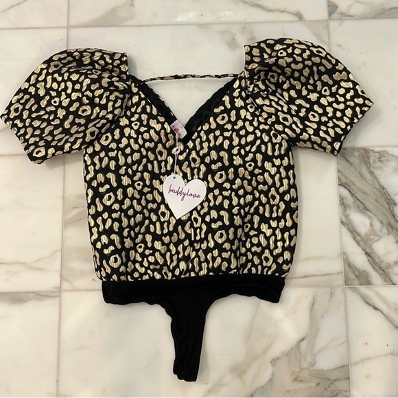 Buddy Love Tops - Buddy Love Puff Sleeve Body Suit Size Large NWT